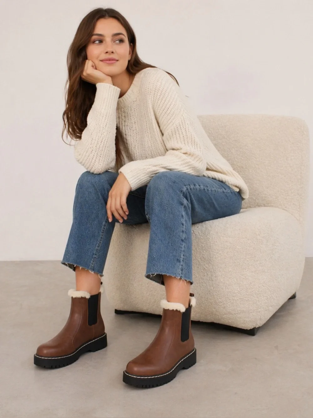 Portland Helena Women’s Tan Brown Faux Leather & Fur Ankle Chelsea Boots Size 8